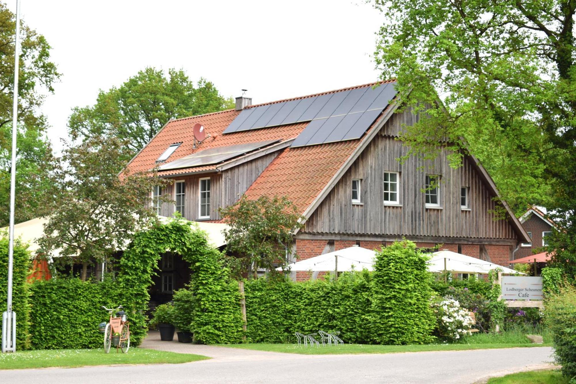 DZ/EZ Lodberger Scheunencafe Loningen Exterior foto